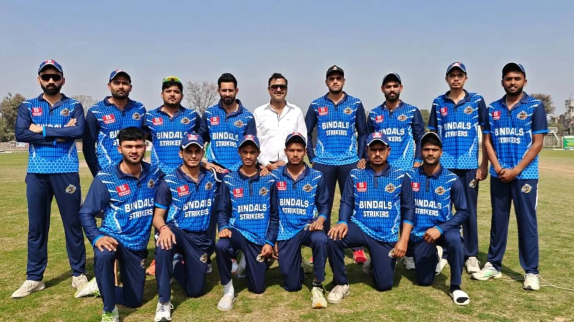 MPL-2 में रोमांचक मुकाबला: बिंदल स्ट्राइकर्स ने एक विकेट से दर्ज की सांस रोक देने वाली जीत
