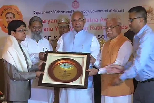 हरियाणा में 11 वैज्ञानिकों को विज्ञान रत्न पुरस्कार, राज्यपाल ने किया सम्मानित