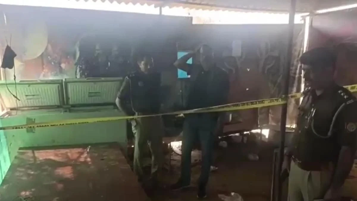 लखनऊ: चार साल से बंद बिरयानी की दुकान के डीप फ्रीजर में मिला युवक का शव, मचा हड़कंप