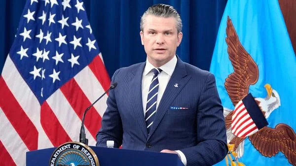 अमेरिकी रक्षा मंत्री ने ईरान पर सैन्य कार्रवाई को बताया सीमित, अंतहीन युद्ध की बात से इनकार