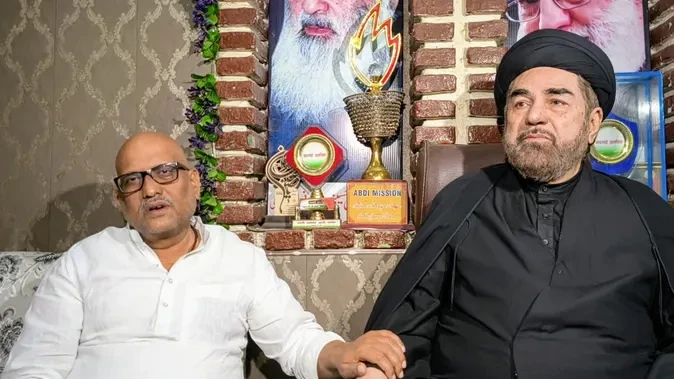 अजय राय ने खामेनेई को दी श्रद्धांजलि, मोदी सरकार की चुप्पी पर उठाए सवाल