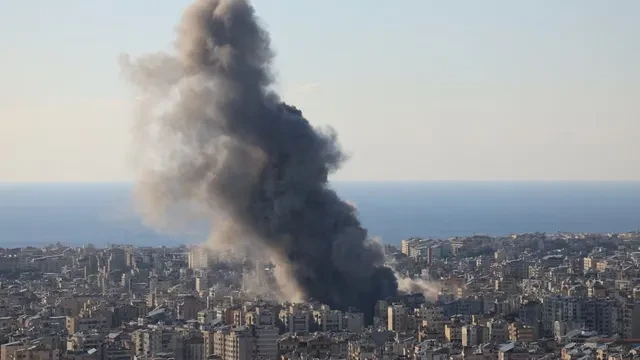 मध्य पूर्व में तनाव बढ़ा: रियाद में अमेरिकी दूतावास पर ड्रोन हमला