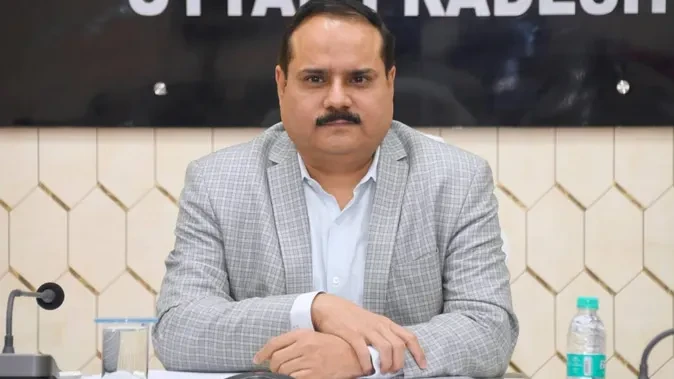 चुनावी खर्च रिपोर्ट न देने पर चुनाव आयोग ने छह उम्मीदवारों को किया अयोग्य घोषित