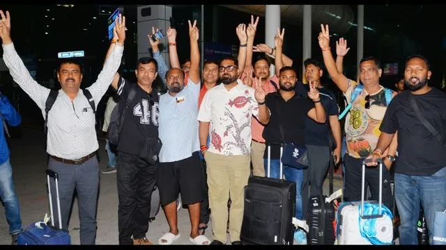 दुबई में फंसे झारखंड के व्यापारी सकुशल घर पहुंचे, परिवार में खुशी का माहौल