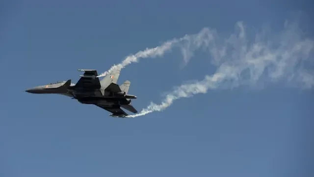 असम में Su-30MKI फाइटर जेट क्रैश, भारतीय वायुसेना ने की पुष्टि
