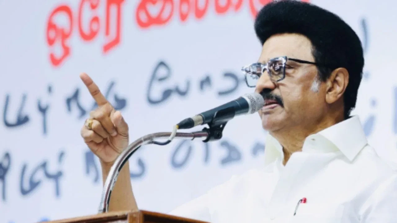 तमिलनाडु सरकार ने निजी स्कूलों में राजनीतिक और वैचारिक गतिविधियों पर लगाई पाबंदी