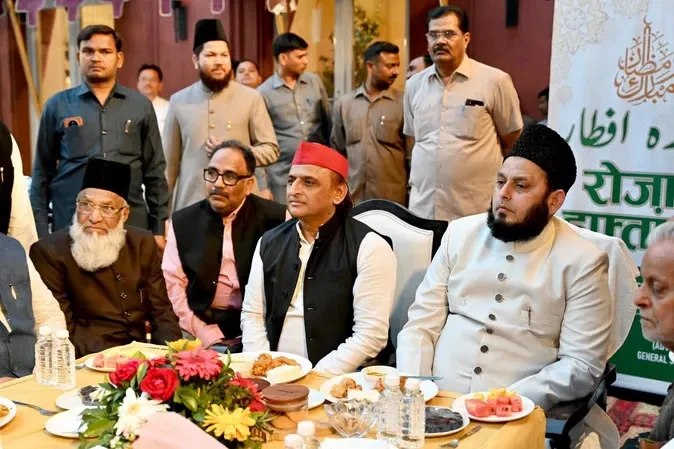 हम चाहते थे नीतीश पीएम बनें, अब राज्यसभा सदस्य बनकर रिटायर हो जाएंगे: अखिलेश यादव