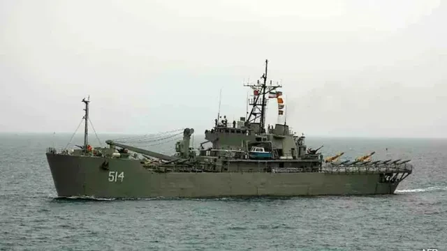 भारत ने कोच्चि में ईरानी नौसैनिक जहाज को डॉकिंग की दी अनुमति