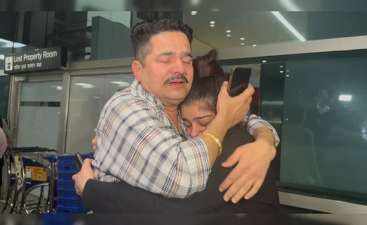 दुबई में मिसाइल अलर्ट के बावजूद जीवन सामान्य, दिल्ली पहुंचे यात्रियों ने बताया