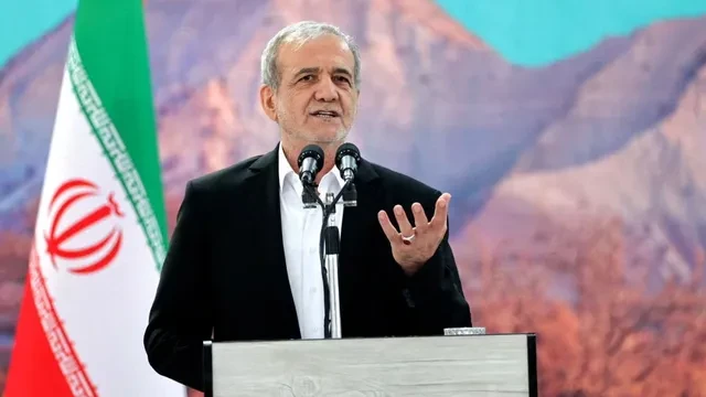 'माफी मांगता हूं, अब पड़ोसी देशों पर हमला नहीं करेंगे'; ईरान के राष्ट्रपति का सरेंडर