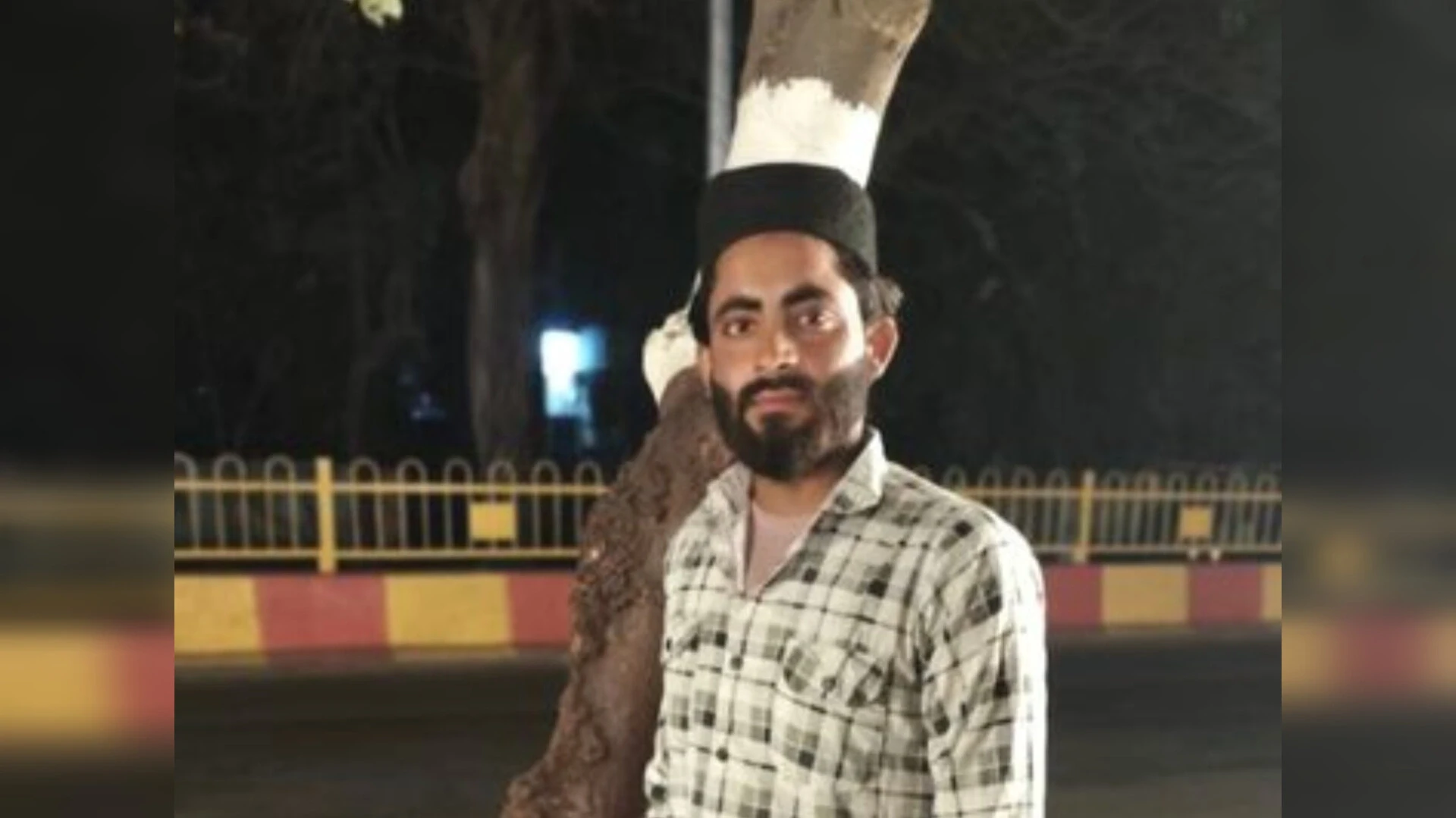 सड़क किनारे नारियल पानी बेच रहे युवक को कार ने मारी टक्कर, मौके पर मौत