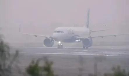 कोहरे के कारण हैदराबाद से लखनऊ आई फ्लाइट दिल्ली डायवर्ट