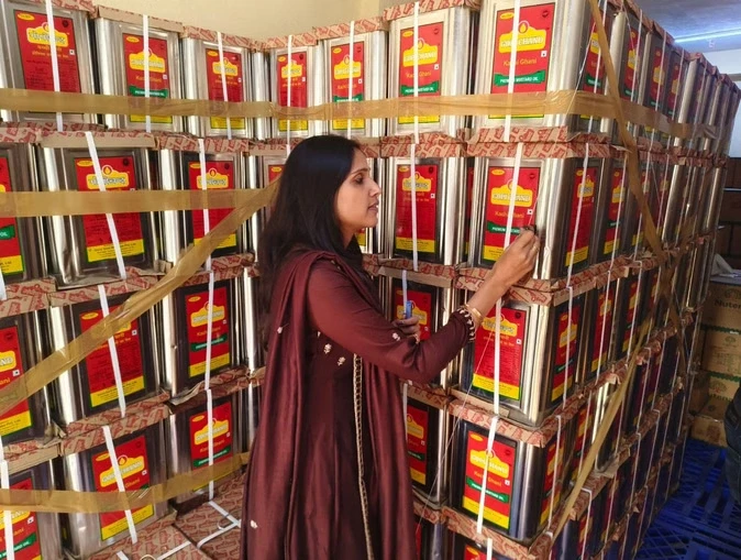 ईरान युद्ध के चलते खाद्य तेल महंगा, थोक और रिटेल में दामों में उछाल