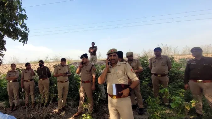 बुलंदशहर: जंगल में महिला, बेटी और देवर के शव मिलने से सनसनी