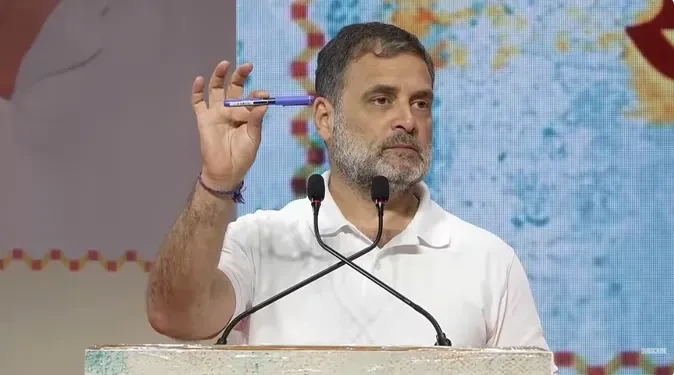 कांशीराम जयंती कार्यक्रम में राहुल गांधी का कांग्रेस और भाजपा पर कटाक्ष