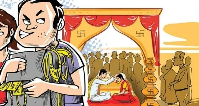 मुजफ्फरनगर: जयमाला के बीच मंडप से दुल्हन के जेवर गायब, मचा हड़कंप