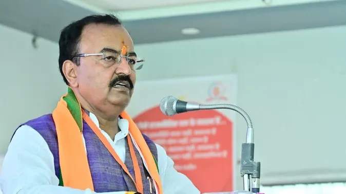 केशव मौर्य ने अखिलेश यादव पर साधा निशाना, देशभक्ति पर उठाए सवाल