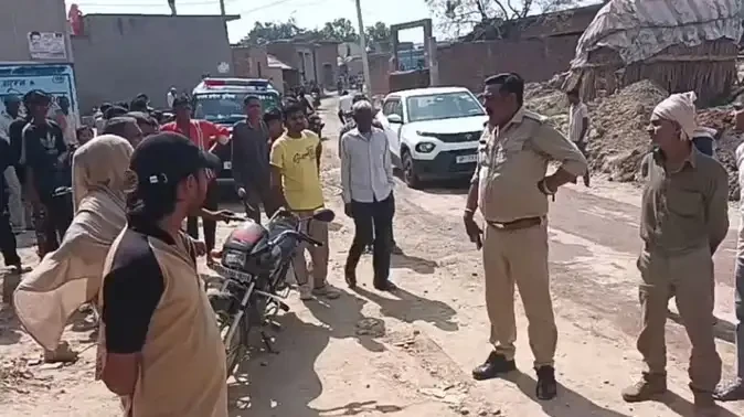बुलंदशहर में पुलिसकर्मी ने महिलाओं को दी विवादित सलाह, वीडियो सोशल मीडिया पर वायरल