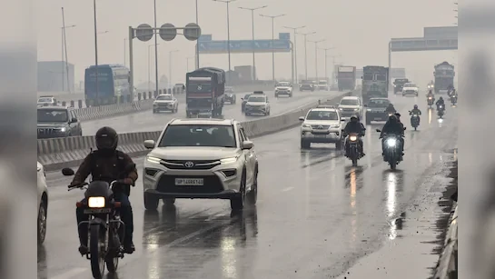 दिल्ली-एनसीआर में दिखा पश्चिमी विक्षोभ का असर: तेज हवा के साथ हुई बारिश