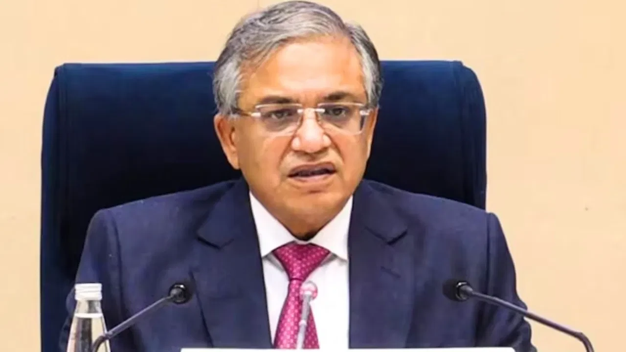 पश्चिम बंगाल में बड़ा प्रशासनिक फेरबदल, हटाए गए मुख्य सचिव और गृह सचिव