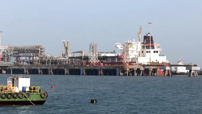 होर्मुज जलडमरूमध्य संकट के बीच राहत: एलपीजी टैंकर ‘शिवालिक’ सुरक्षित मुंद्रा पोर्ट पहुंचा