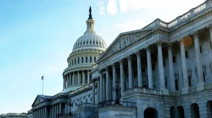 अमेरिकी संसद में एपस्टीन फाइल्स विवाद: डेमोक्रेट सांसदों ने बैठक का किया बहिष्कार