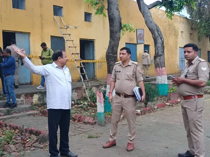 हापुड़ में कॉलेज प्रवक्ता की संदिग्ध मौत, मानसिक तनाव की आशंका