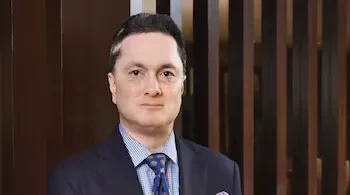 मालदीव में स्पीडबोट पलटी, रेमंड चेयरमैन घायल, दो भारतीय लापता