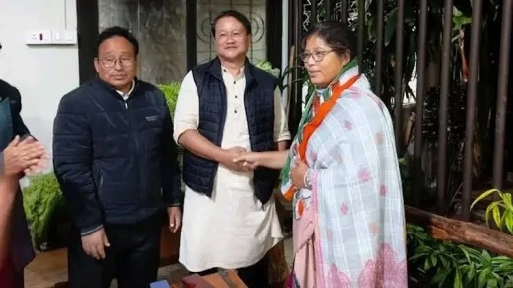 असम: मंत्री नंदिता गरलोसा ने छोड़ी भाजपा, कांग्रेस के टिकट पर हाफलोंग से लड़ेंगी चुनाव