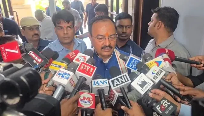 केशव प्रसाद मौर्य ने सपा को बताया यूपी की जनता के लिए खतरा