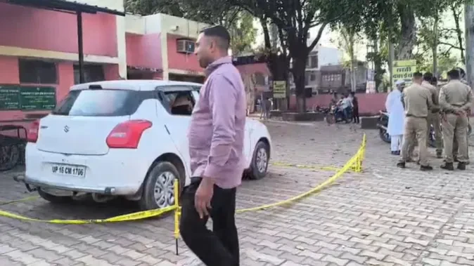 सहारनपुर में दिनदहाड़े सीएचसी परिसर में युवती पर ताबड़तोड़ फायरिंग