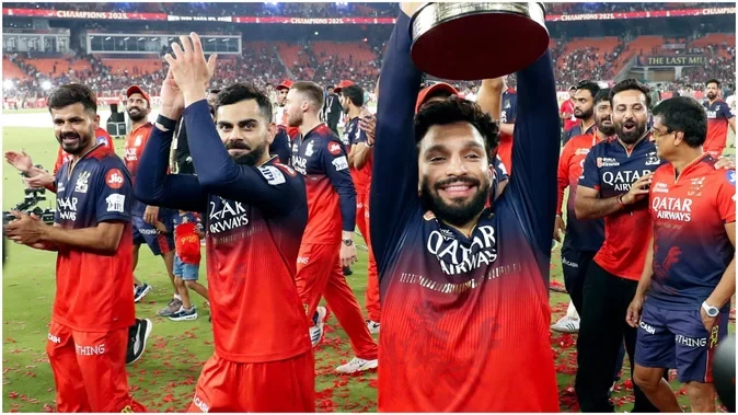 यूएसएल ने आरसीबी फ्रेंचाइजी 16,660 करोड़ में आदित्य बिरला ग्रुप को बेची