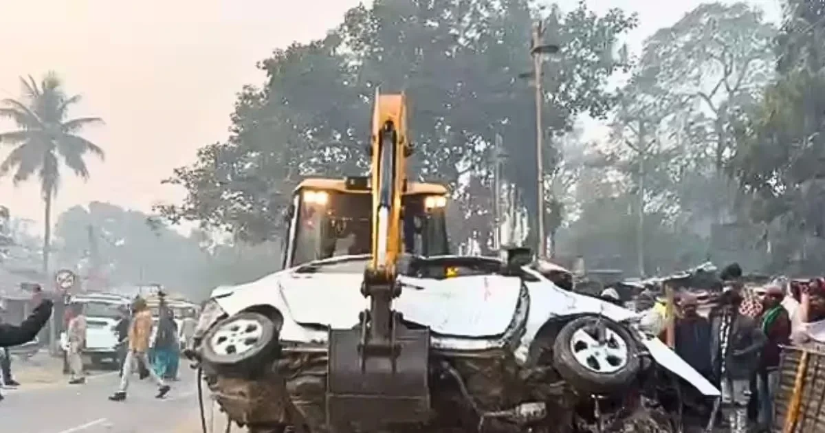 बिहार के मधेपुरा में बड़ा हादसा, पुल से नदी में गिरी कार; 3 की मौत, 1 लापता