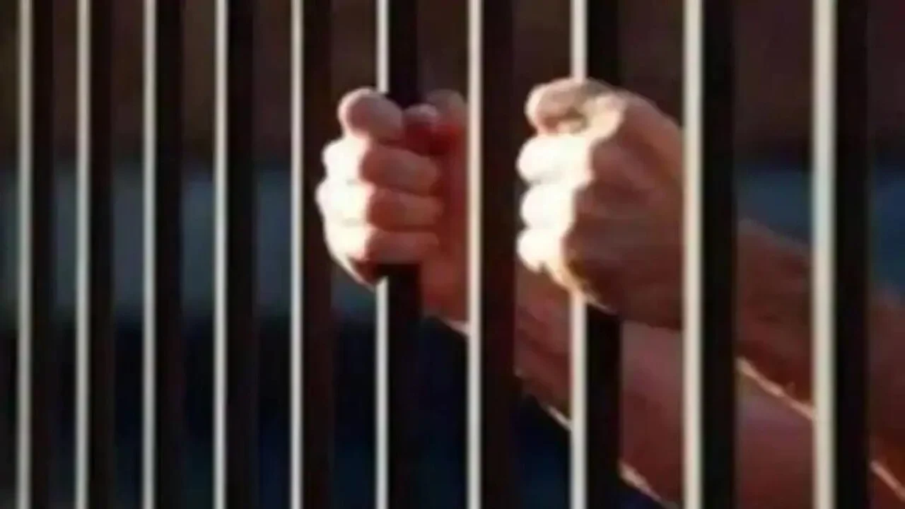 रेवाड़ी जेल से दो हवालाती फरार, 24 घंटे में पुलिस ने किया गिरफ्तार