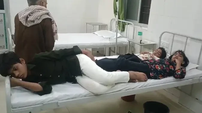 बाराबंकी: शादी में नॉनवेज खाने से 50 से अधिक लोगों की तबीयत बिगड़ी