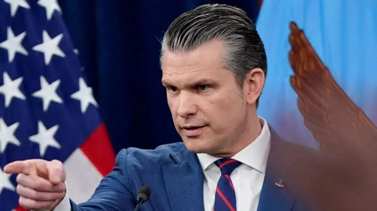 ईरान में सत्ता बदल चुकी, पीट हेगसेथ ने कहा- समझौता करो वरना होगा आक्रामक हमला