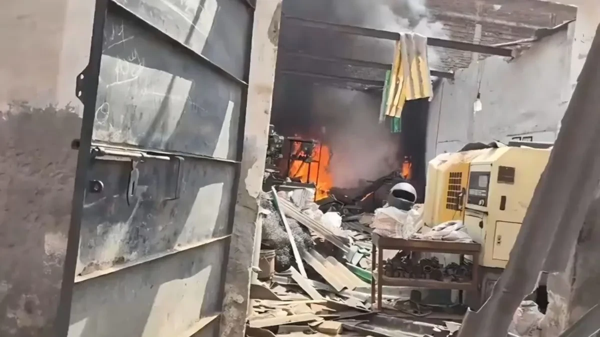 फरीदाबाद: ऑटो पार्ट्स वर्कशॉप में जोरदार ब्लास्ट, एक कर्मचारी झुलसा