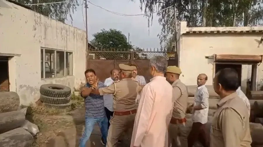 बिजनौर: वन विभाग की लापरवाही पर तालिब बंधुओं का हाई वोल्टेज ड्रामा