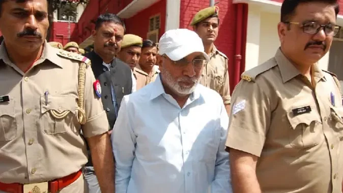 कुख्यात सुशील मूंछ के बेटे समेत 3 आरोपियों पर गैंगस्टर एक्ट के तहत कार्रवाई