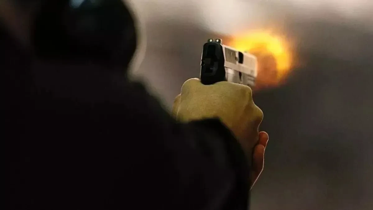 दिल्ली: प्रीत विहार में क्लब के बाहर गोलीबारी, 21 वर्षीय युवक घायल