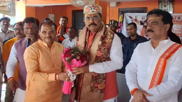 अलीनगर में भाजपा की बैठक, संगठन मजबूत करने और अंबेडकर जयंती की तैयारियों पर जोर