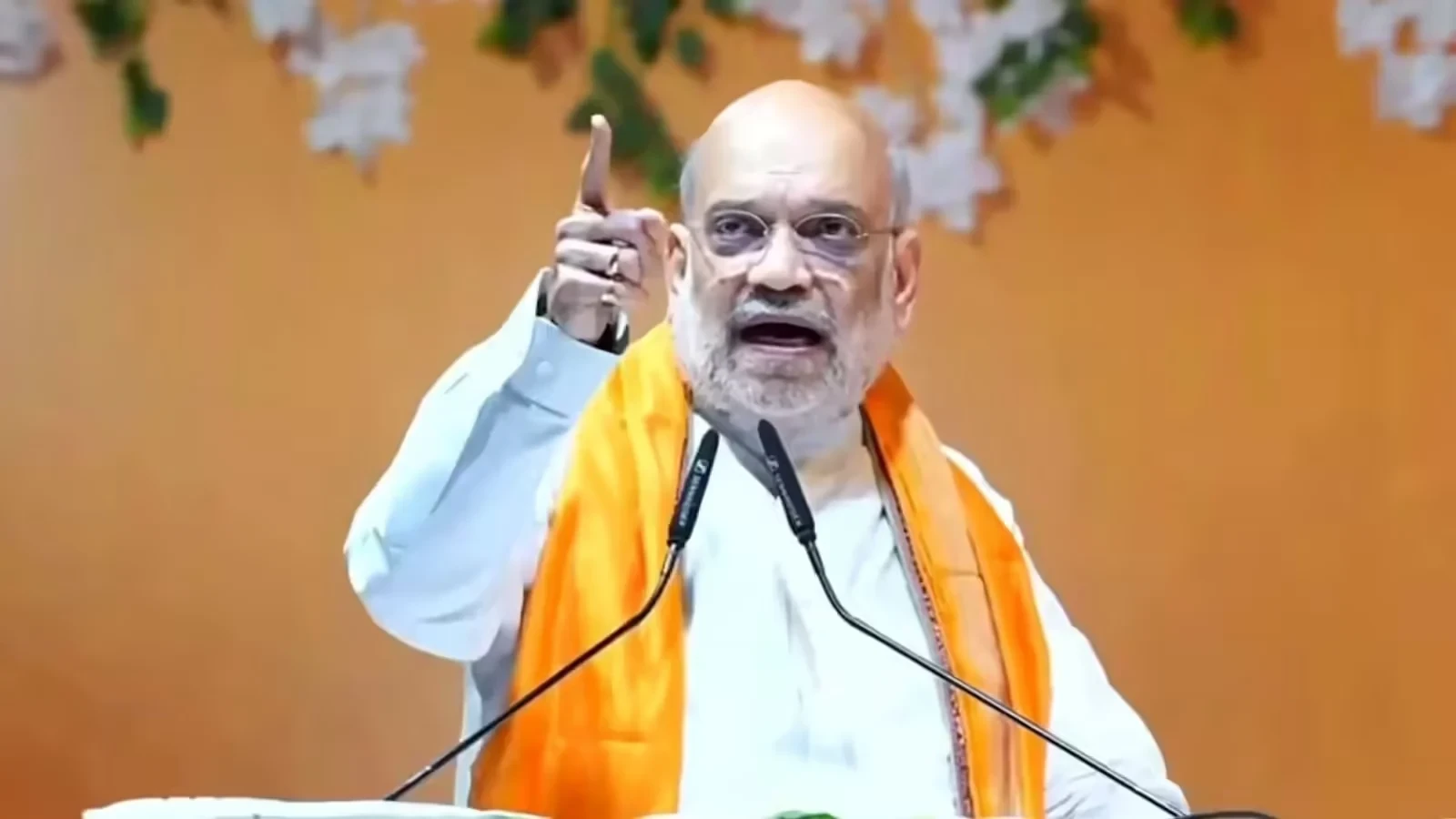 बंगाल चुनाव 2026: भाजपा ने पेश किया संकल्प पत्र, अमित शाह ने गिनाईं योजनाएं