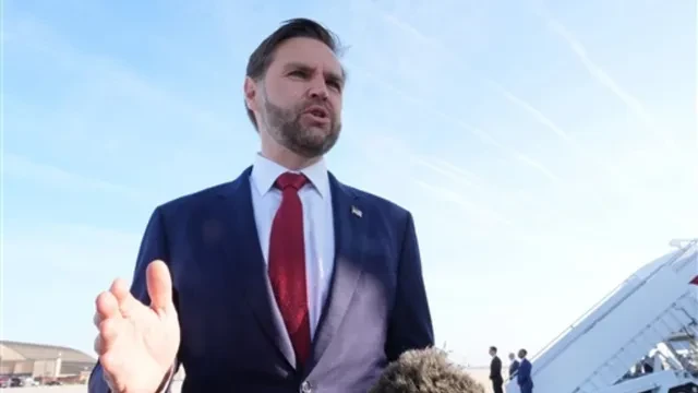 ईरान-अमेरिका शांति वार्ता से पहले पाकिस्तान पहुंचे जेडी वेंस