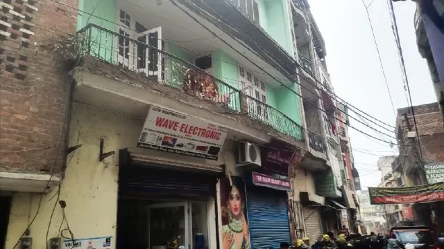 संभल: जामा मस्जिद के पास कब्रिस्तान भूमि से हटेंगे अवैध कब्जे, कोर्ट का बड़ा फैसला