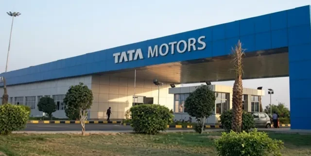 टाटा मोटर्स ने लॉन्च की VRS 2026 स्कीम, कर्मचारियों में हलचल
