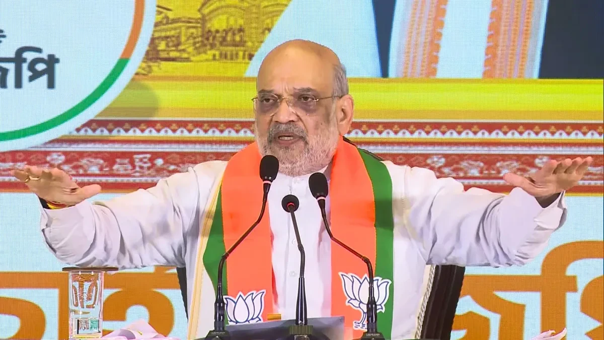 बीरभूम में गरजे अमित शाह, कहा- पांच मई को बनने वाली है भाजपा सरकार