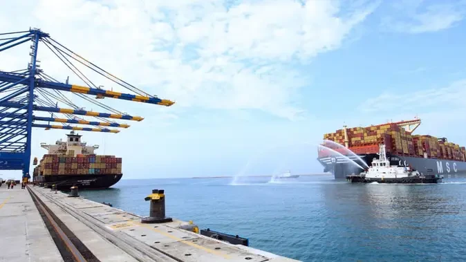 ट्रंप के होर्मुज बंद करने की चेतावनी के बीच भारत पहुंचे ईरानी क्रूड के जहाज