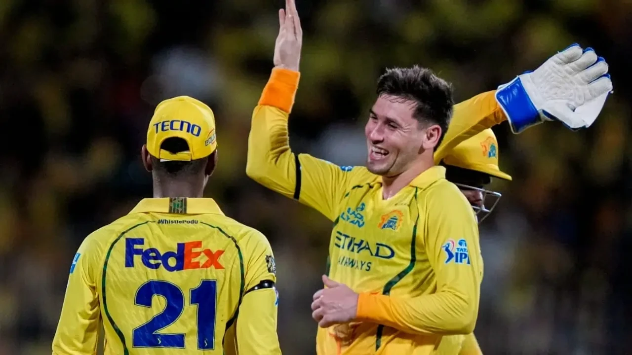 CSK की दमदार वापसी, KKR को 32 रन से हराया, नूर अहमद बने जीत के हीरो