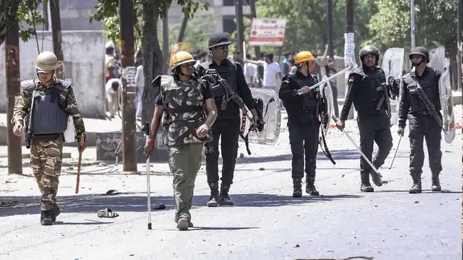 नोएडा में फर्जी वीडियो फैलाने पर आरजेडी प्रवक्ता समेत कई लोगों पर केस दर्ज