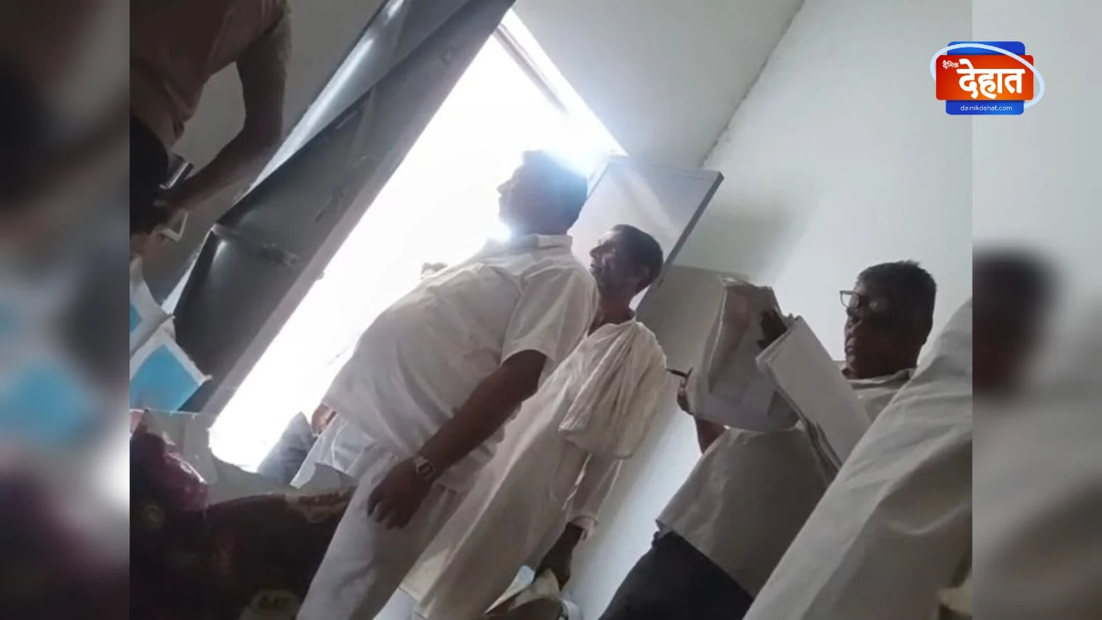 मुजफ्फरनगर: रथेड़ी गांव में राशन वितरण में अनियमितताओं के आरोप, जांच की मांग